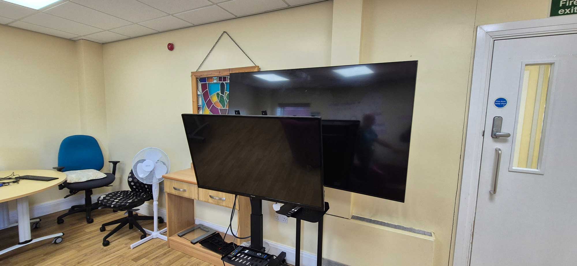 Hub—Activity-Room