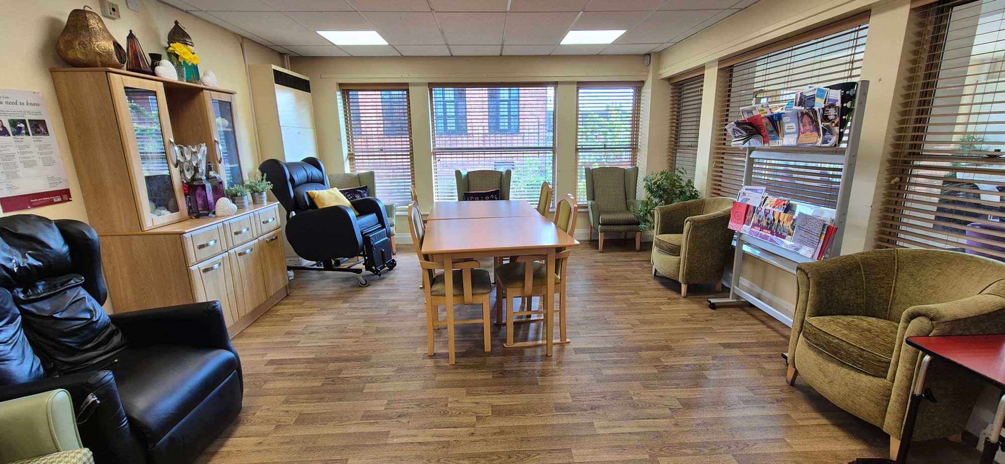 Hub—Waiting-Area-Leisure-Space